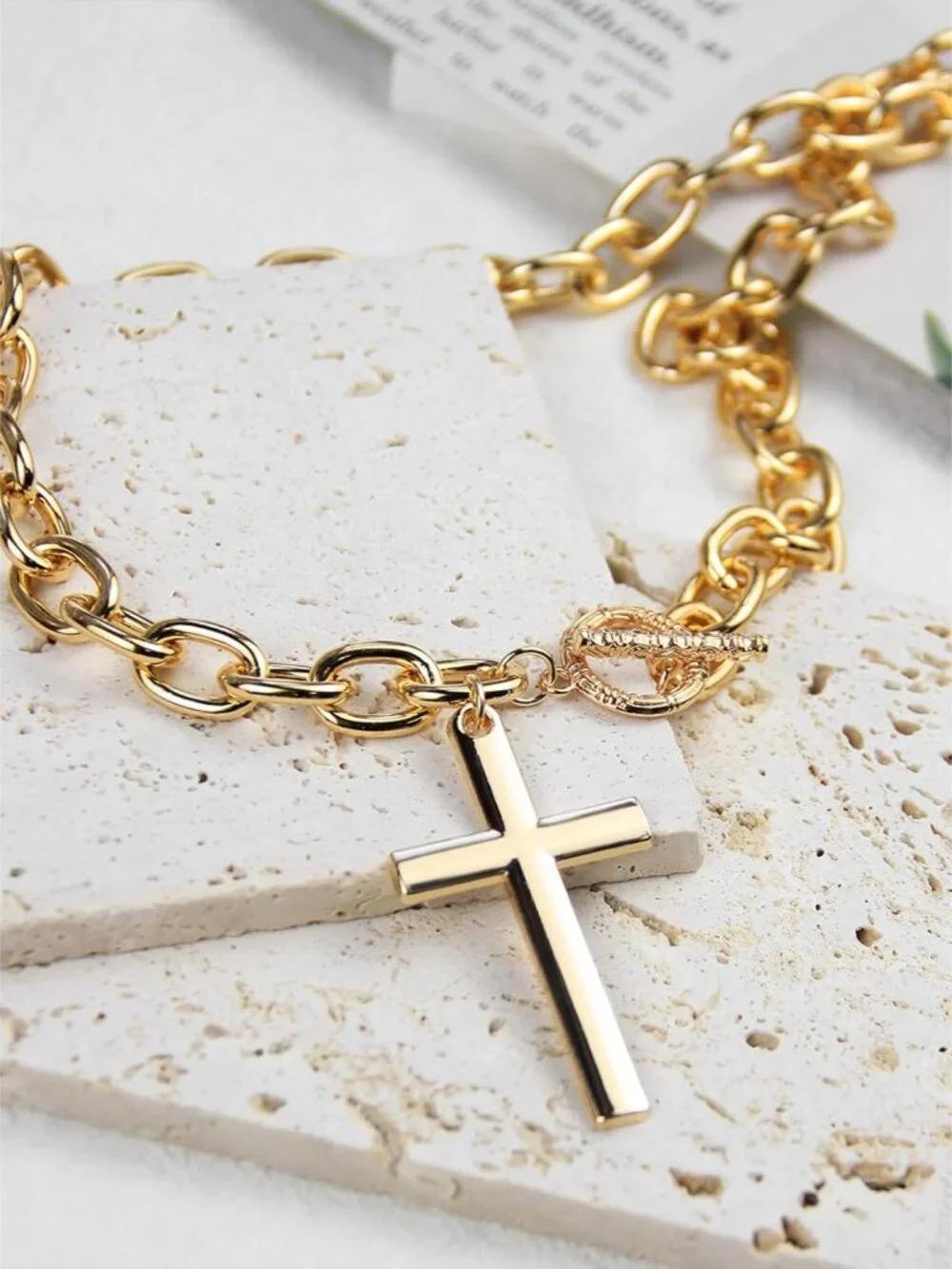 Chunky Gold Cross Necklace for Women Layered Necklace Retro Big Gold Cross Penda - Picture 4 of 6